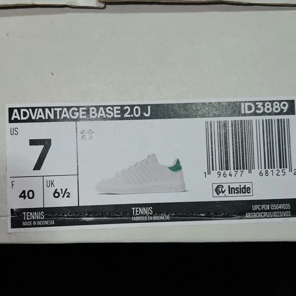 Men’s Adidas Advantage Size US 7 NIB